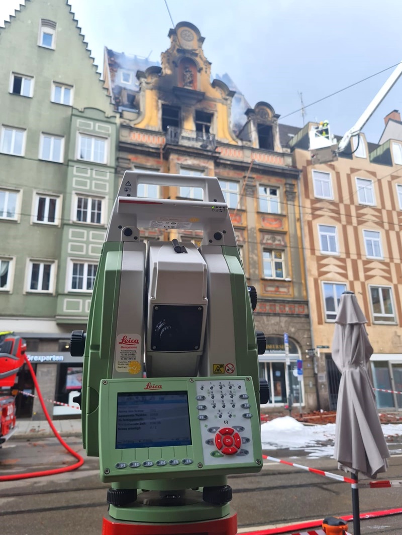 Leica Multistation MS50 monitoring post-fire scene and safety of emergency operation in Augsburg 2021